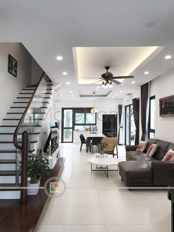 Những mẫu trần thạch cao phòng khách hiện đại và sang trọng